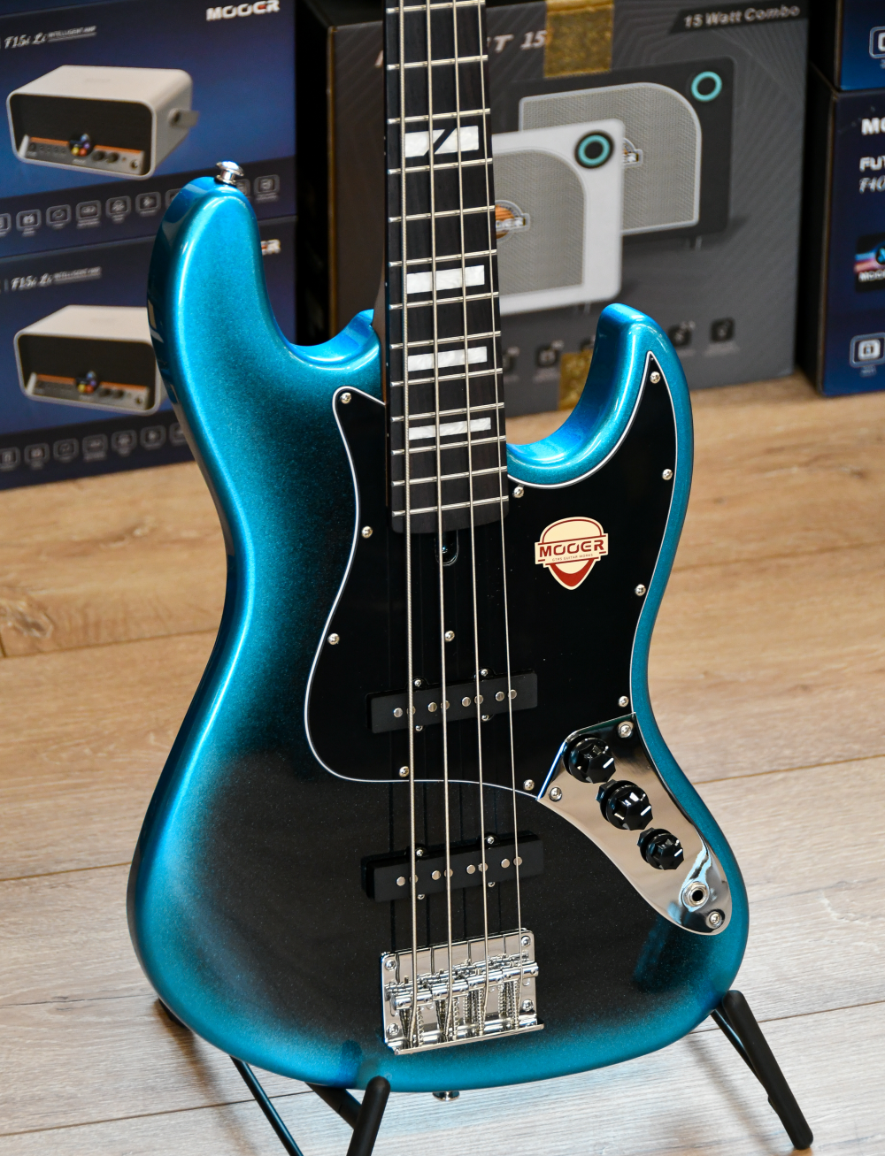 Mooer MBJ412 Electric Bass Guitar - Dark Blue