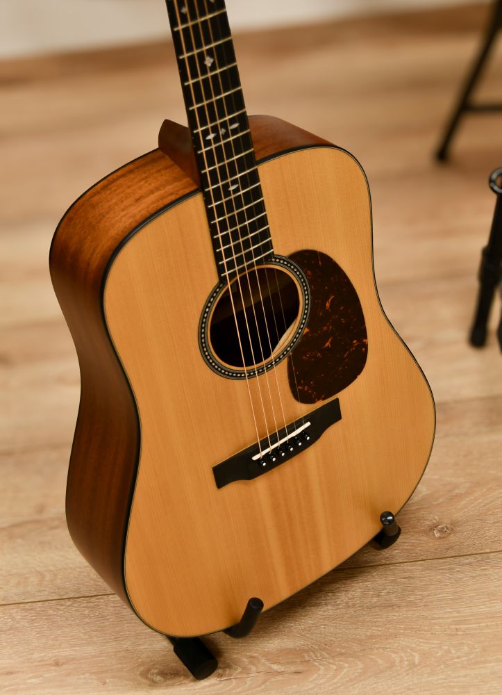 Sigma SDM-10E Crossroad Westerngitarre + Case