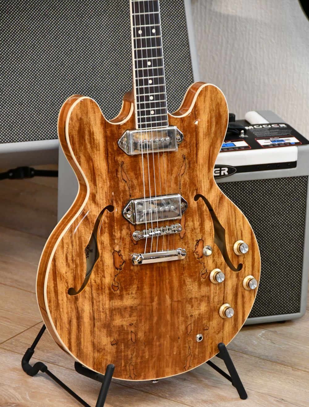 Sigma E-Gitarre HBSA-102P-AN Semi-Hollow Antique Natural inkl. Soft-Case