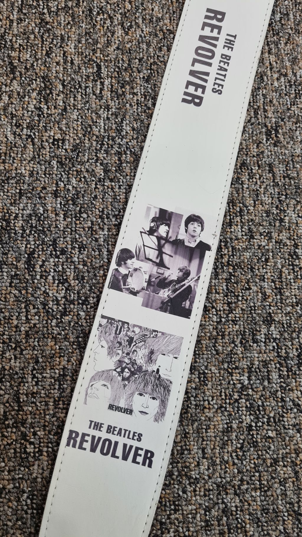 Perri's P25TB-6077 Beatles Revolver Gitarrengurt Leder, weiß