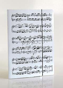 Weiße Gummispannmappe mit schwarzen Notenzeilen