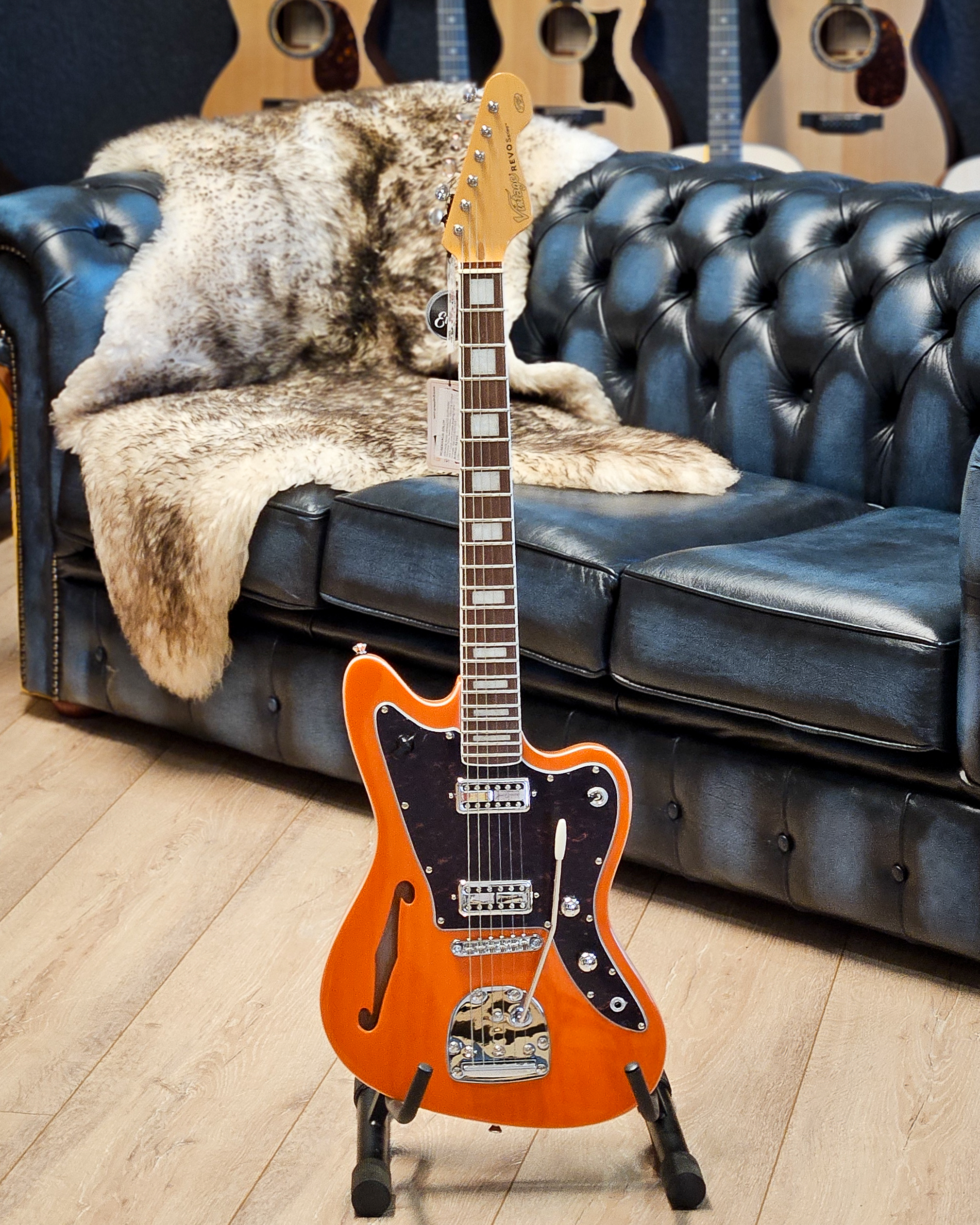 Vintage E-Gitarre REVO VRS652TO Surfmaster Thinline Twin, Semi Hollow, Trans Orange