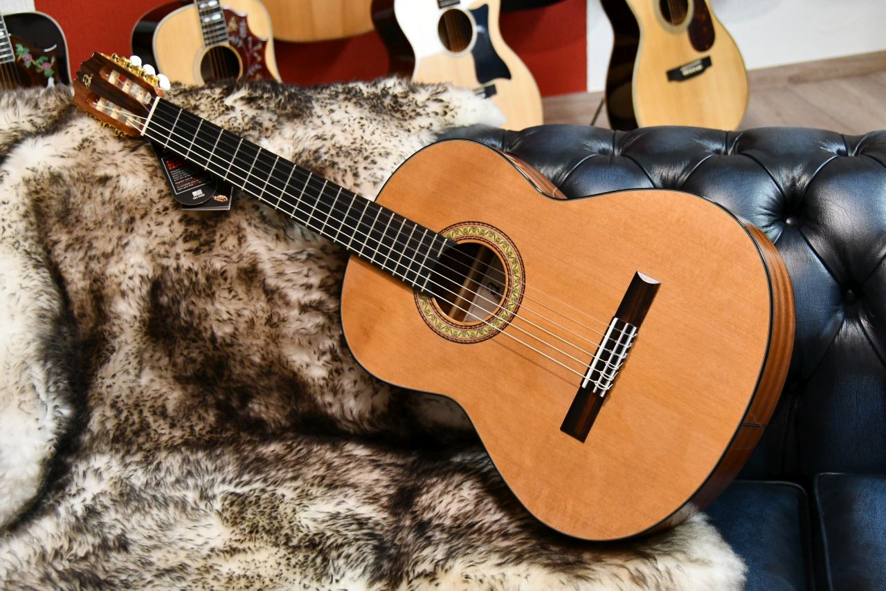 Admira A2 Spanische Konzertgitarre