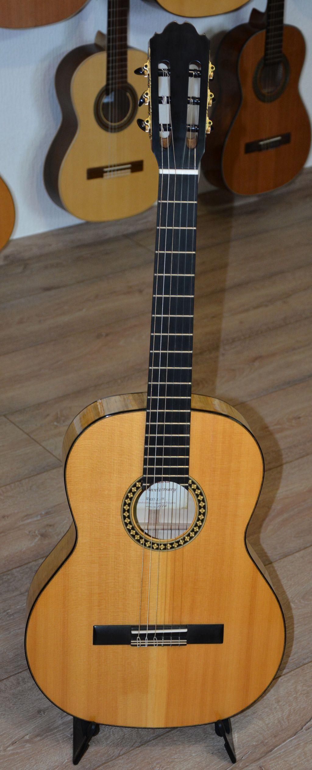 KREMONA - Orpheus Valley 85th Anniversary Konzertgitarre, vollmassiv