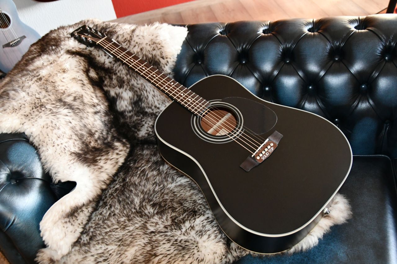 CORT Westerngitarre, Earth 70, Black Satin
