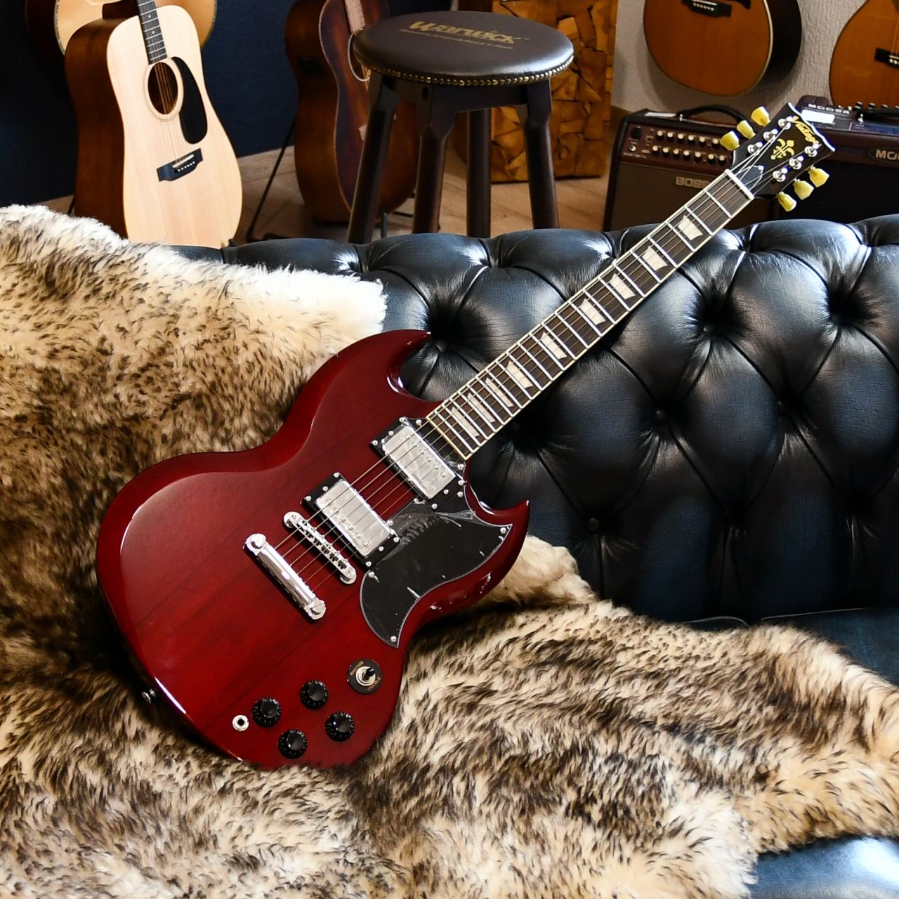 VINTAGE Reissued VS6 CR E-Gitarre, Cherry Red